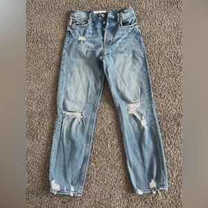 MOTHER The Tomcat Light Wash Distressed Jean